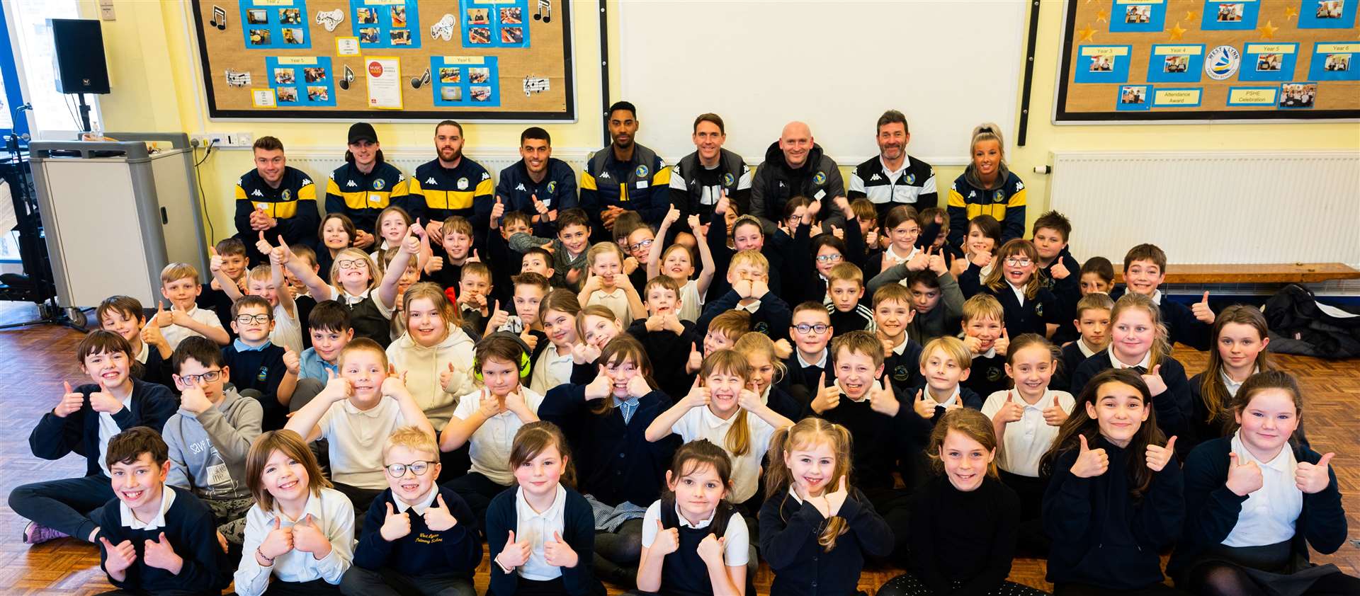 The Linnets visit West Lynn Primary School (63056123)