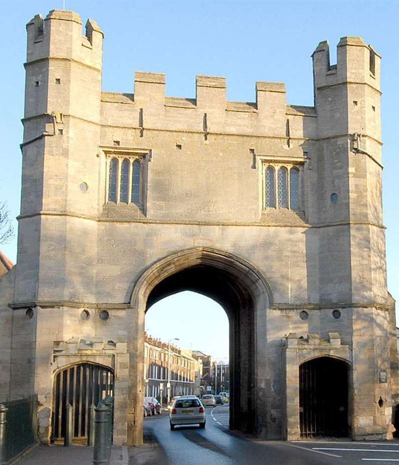 Lynn's South Gate