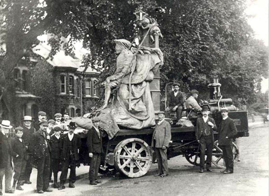 The statue on its way to the new King Edward VII School in Lynn