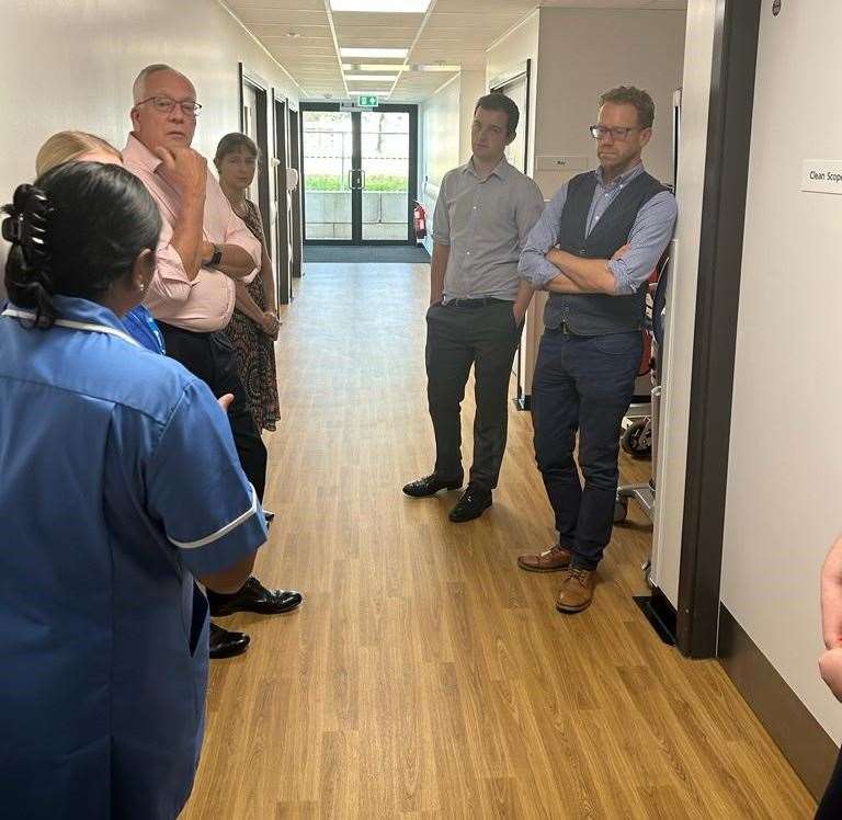 Lord Markham visits King's Lynn's Queen Elizabeth Hospital and tours the Endoscopy Unit