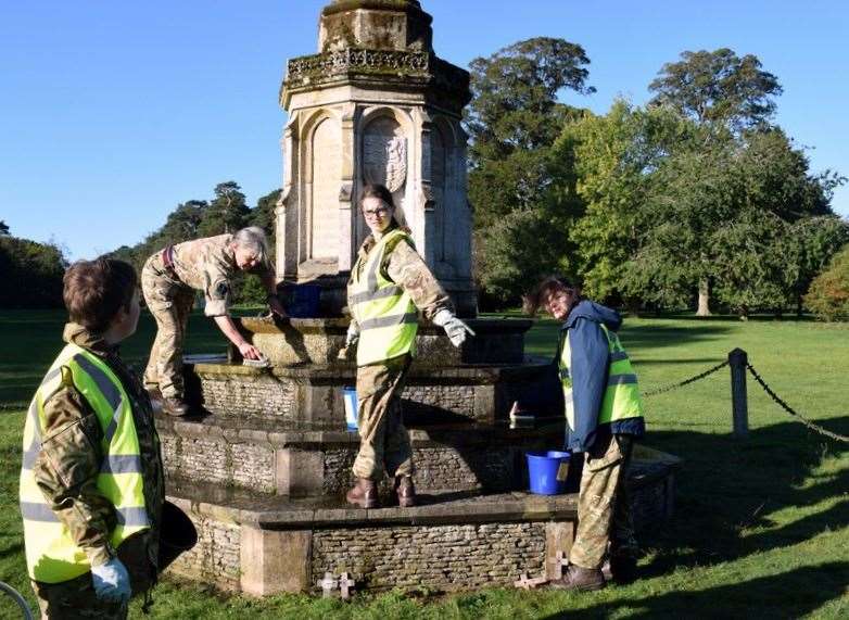 Sandringham War Memorial was cleaned by four cadets