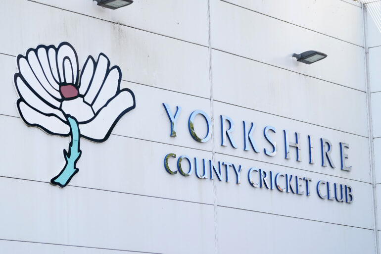 Colin Graves set for Yorkshire return as board ‘agrees to recommend’ loan offer