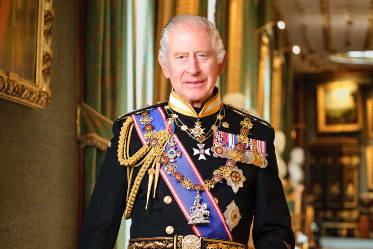 King’s official portrait for public buildings unveiled