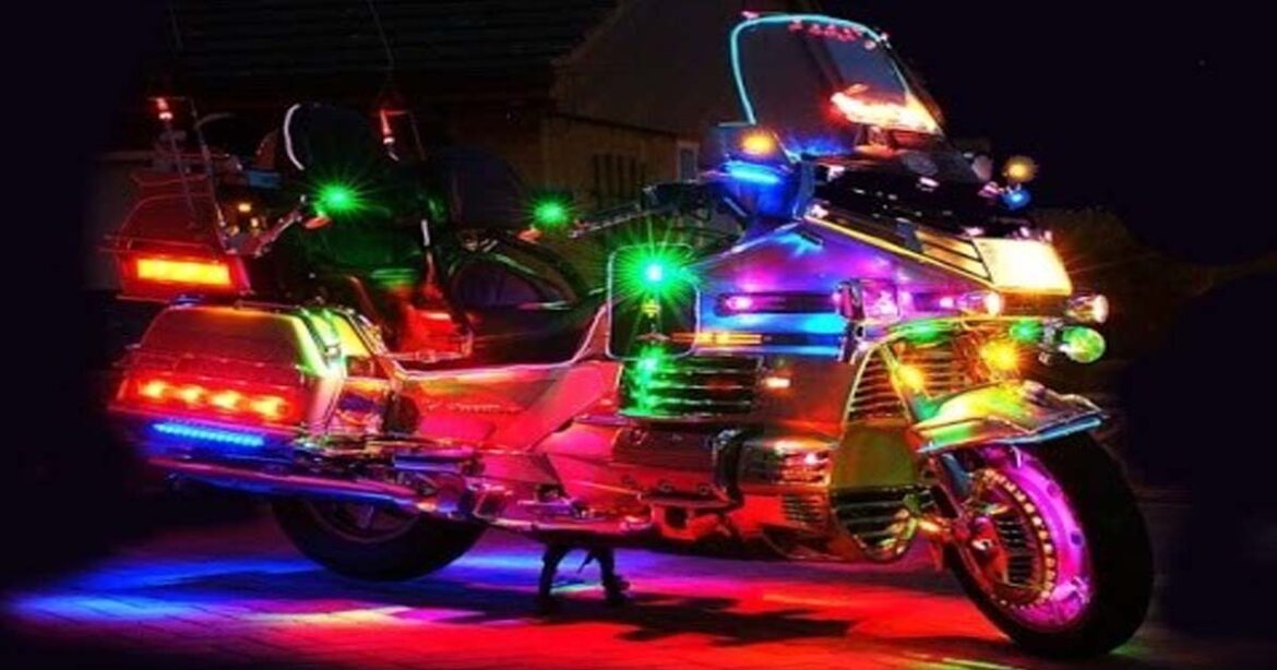 Norfolk Goldwings Display & Light Parade - 23rd March 2024