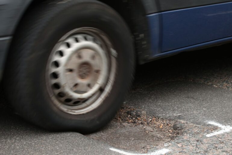 Pothole breakdowns reach five-year high