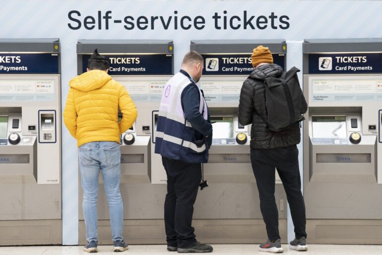 Train passengers pay more when buying tickets from machines