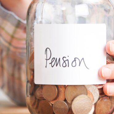 Annual cost of moderate retirement up £8,000