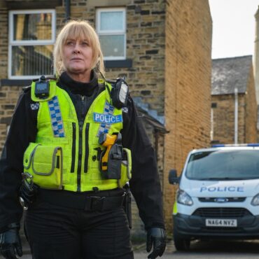 Happy Valley swansong triumphs at TV Choice Awards