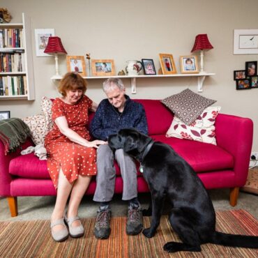 Labrador trained to help dementia patients seeking home