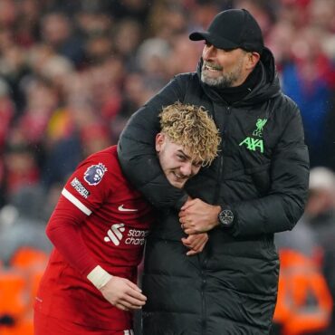 Liverpool and Manchester City play out enthralling draw at Anfield