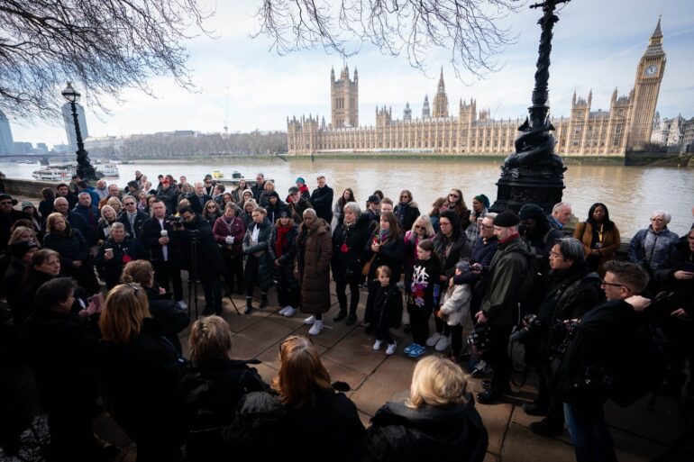 Minute's silence on National Day of Reflection