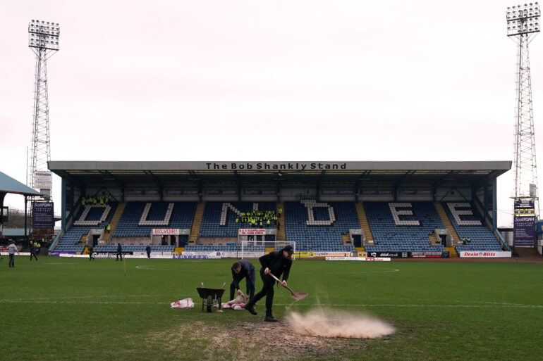 Dundee-Rangers clash to finally go ahead