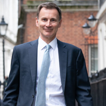 Hunt to insist UK economy ‘is on the up’