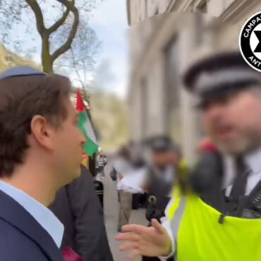 Met apologises after ‘openly Jewish’ comment by officer near pro-Palestine demo