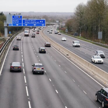 Report finds smart motorway safety systems fail