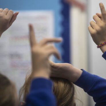 Report highlights crisis in teacher recruitment
