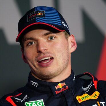 Verstappen storms to pole in Japan