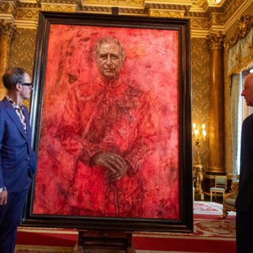 King unveils official portrait