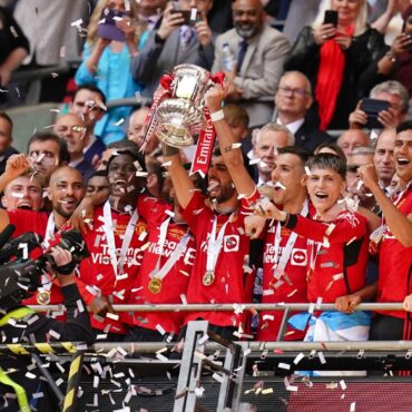 Man Utd claim shock victory in FA Cup final