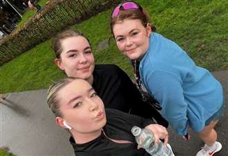 Trio taking on 10K to thank hospital for care provided to their grandmothers