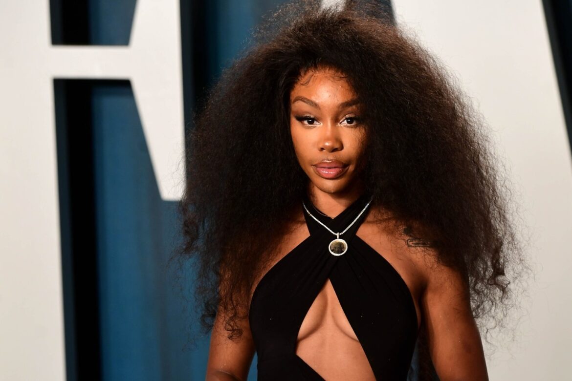 American singer SZA to close out Glastonbury