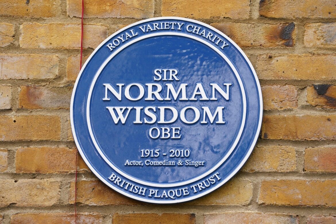 Blue plaques unveiled for stars