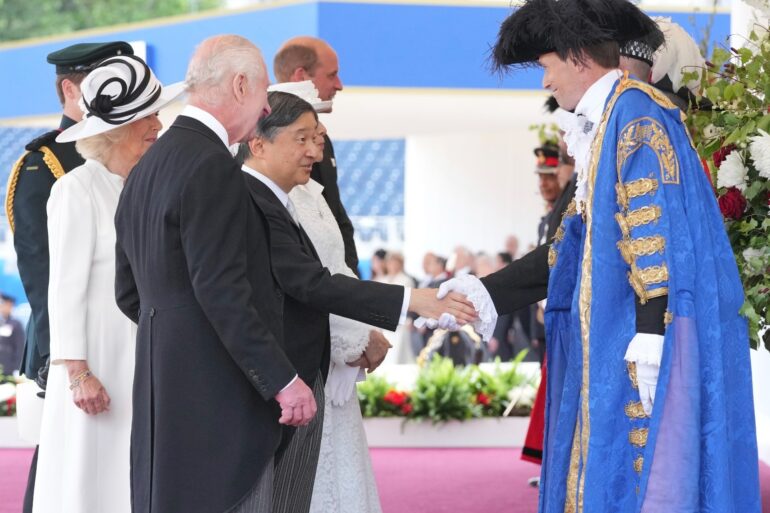 Ceremonial welcome for Emperor and Empress of Japan