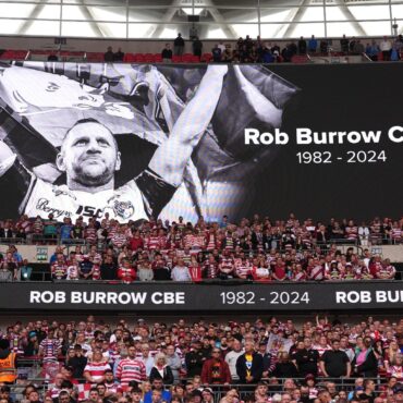 Leeds ‘inspired’ by Rob Burrow tributes