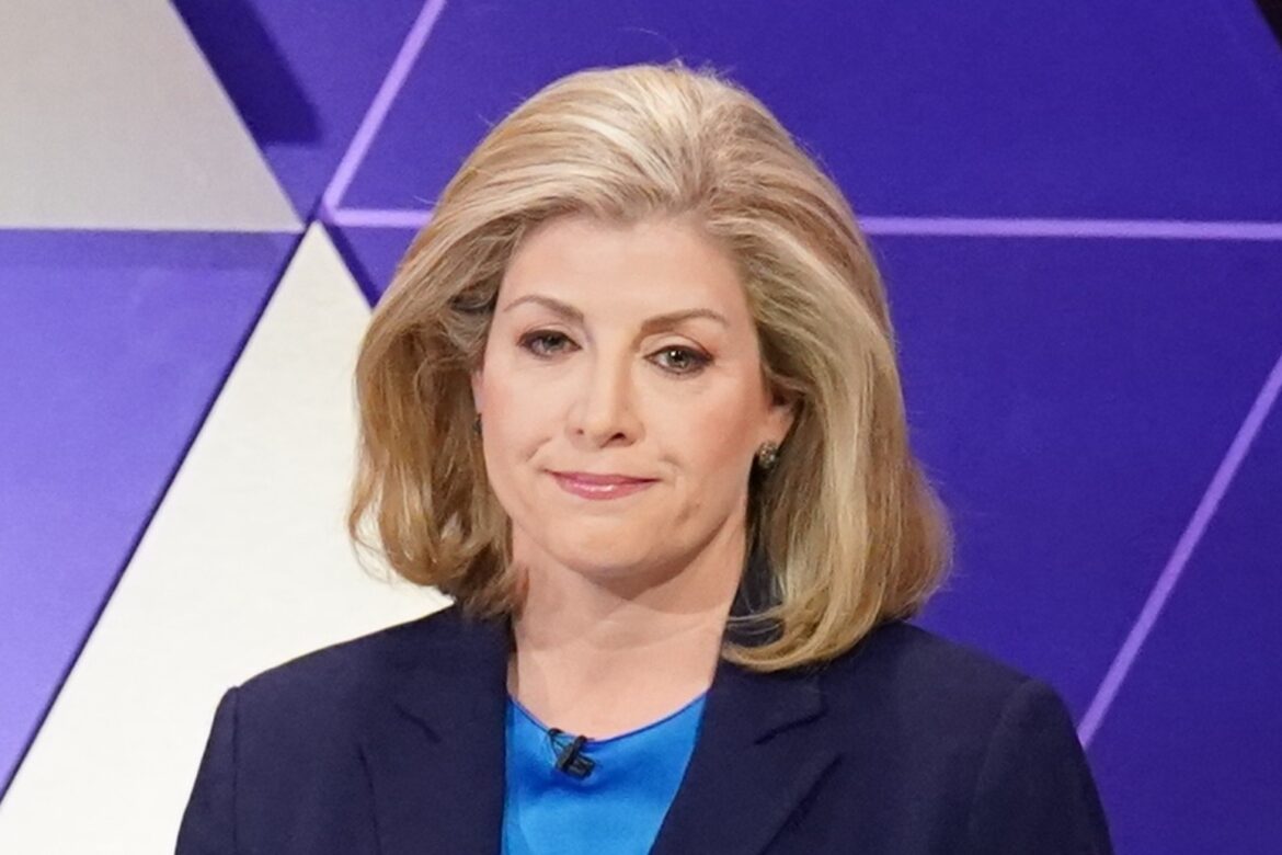 Mordaunt criticises PM over D Day