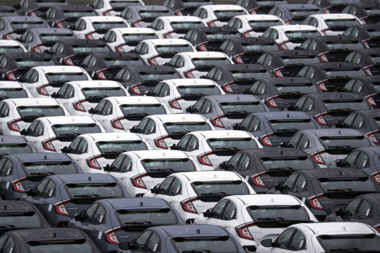 Demand for new cars by private buyers declined in June