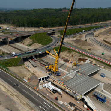 Drivers warned major roads will be ‘incredibly busy’ as M25 closes