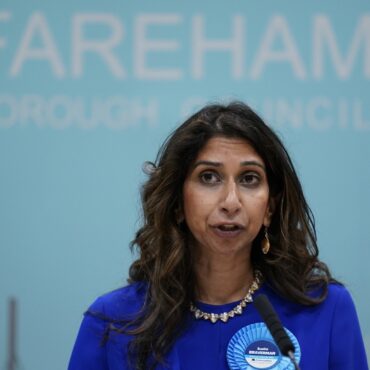 Houchen warns Braverman over Tory leadership bid