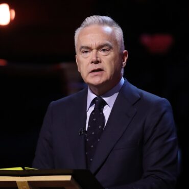 Huw Edwards paid more than £475,000 by BBC before resignation