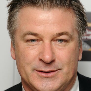 Manslaughter case against Alec Baldwin dismissed by US judge