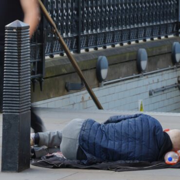 Migrants and homeless people cleared out of Paris during Olympics