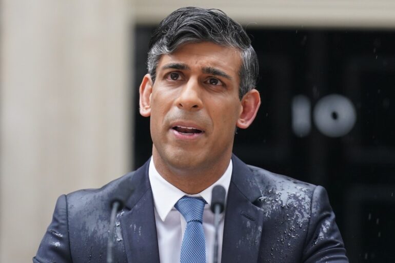 Rishi Sunak should stay as Tory leader until November, Andrew Mitchell says