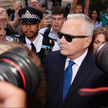 BBC asks Huw Edwards to return the salary he was paid after his arrest