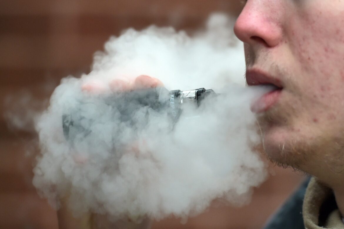 Doctors call for ‘bold actions’ to tackle ‘vaping epidemic’ among youngsters