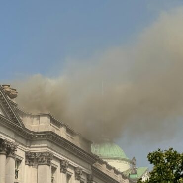 Gallery remains open as Somerset House closes following fire