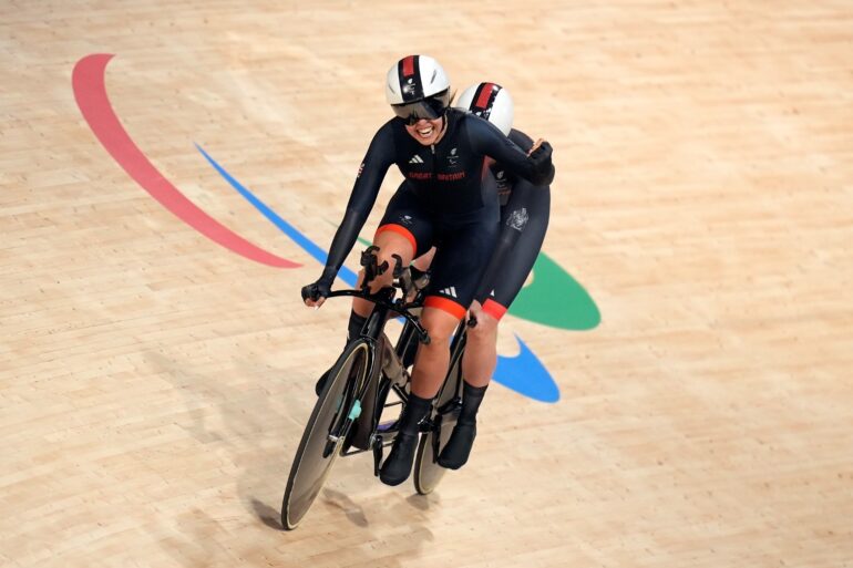 Jaco van Gass retains Paralympic title and Lizzi Jordan wins gold in velodrome