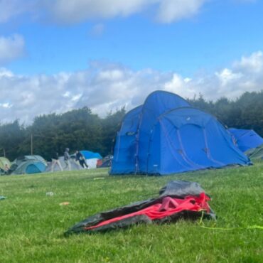 Leeds Festival shuts two stages as Storm Lilian hits