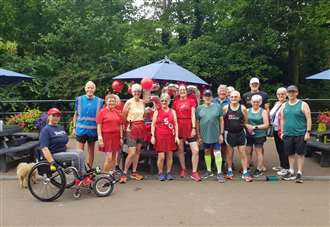 Liz completes her 500th parkrun - and pays tribute to the ’brilliant’ community