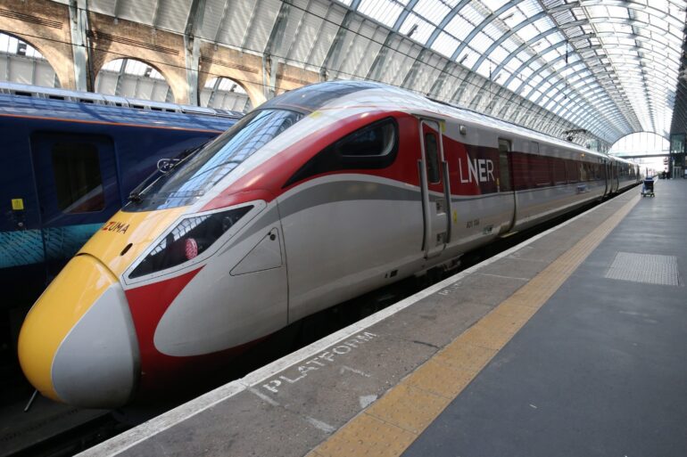 LNER drivers to stage weekend strikes claiming breakdown in industrial relations