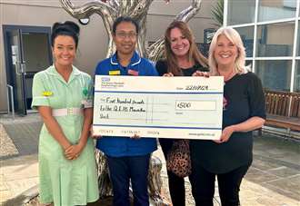 Pub’s welcome boost for cancer care unit