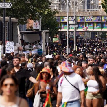 Three men arrested over stabbing of mother at Notting Hill Carnival