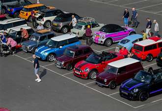 Classic and modern Minis meet at marketplace