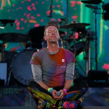 Coldplay named most played British group of 21st century