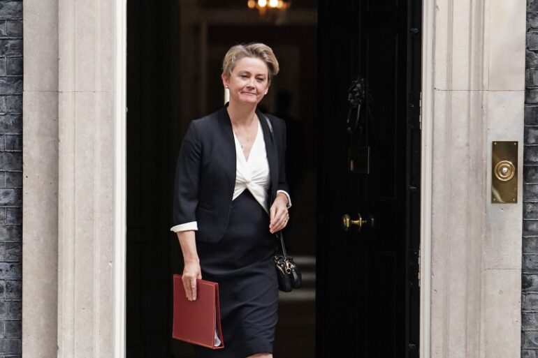 Yvette Cooper to chair summit aimed at destroying small boats criminal gangs