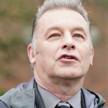 Chris Packham to urge Archbishop of Canterbury to rewild church’s land