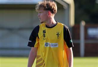 Fakenham youngster signs for Boston United in National League